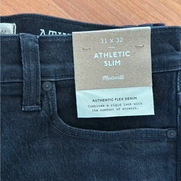 Madewell Black Denim Jeans 31x32 athletic slim - Picture 3 of 4